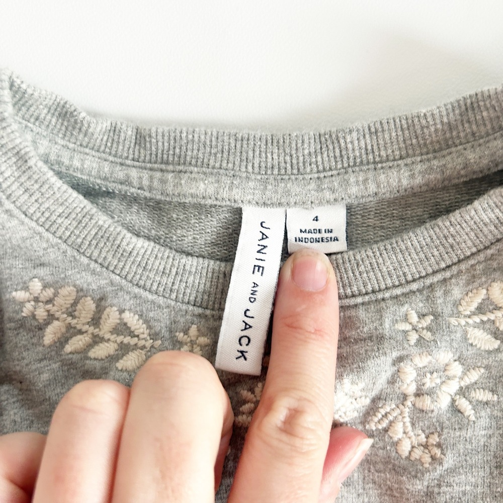 Janie and Jack Girls Floral Embroidered Ruffle Shabby Chic Sweatshirt Size‎ 4 - Picture 3 of 6